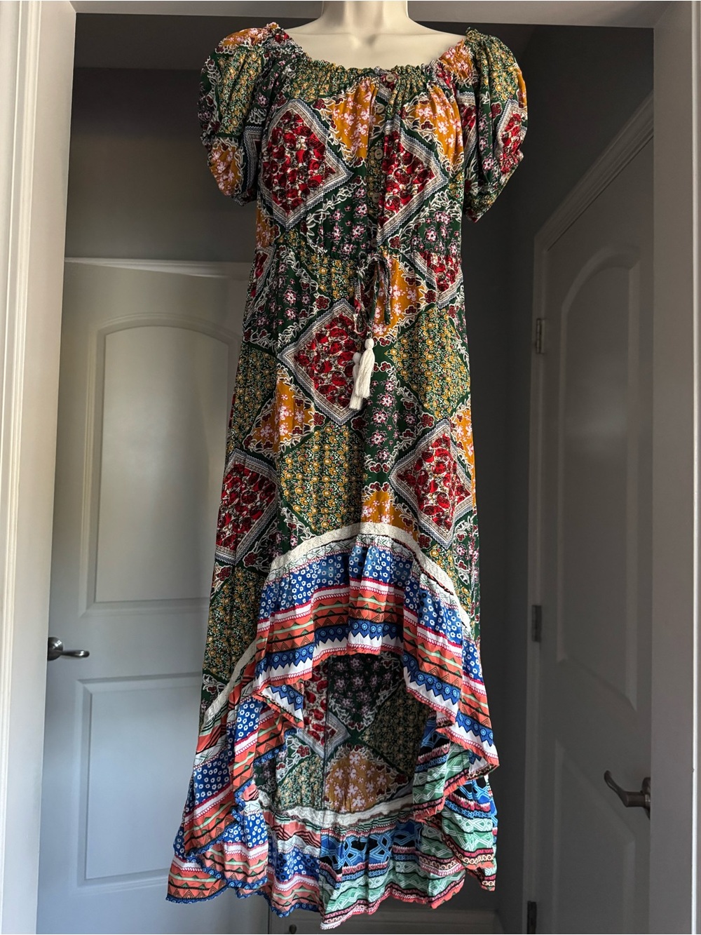 Umgee Patchwork Floral High Low Maxi Dress M Boho Peasant Puff Sleeve Tassel
